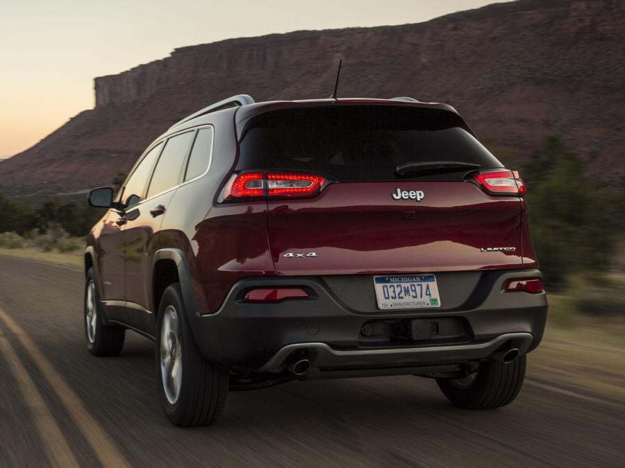  Jeep Cherokee Limited 2013 года  (фото 15 из 31)